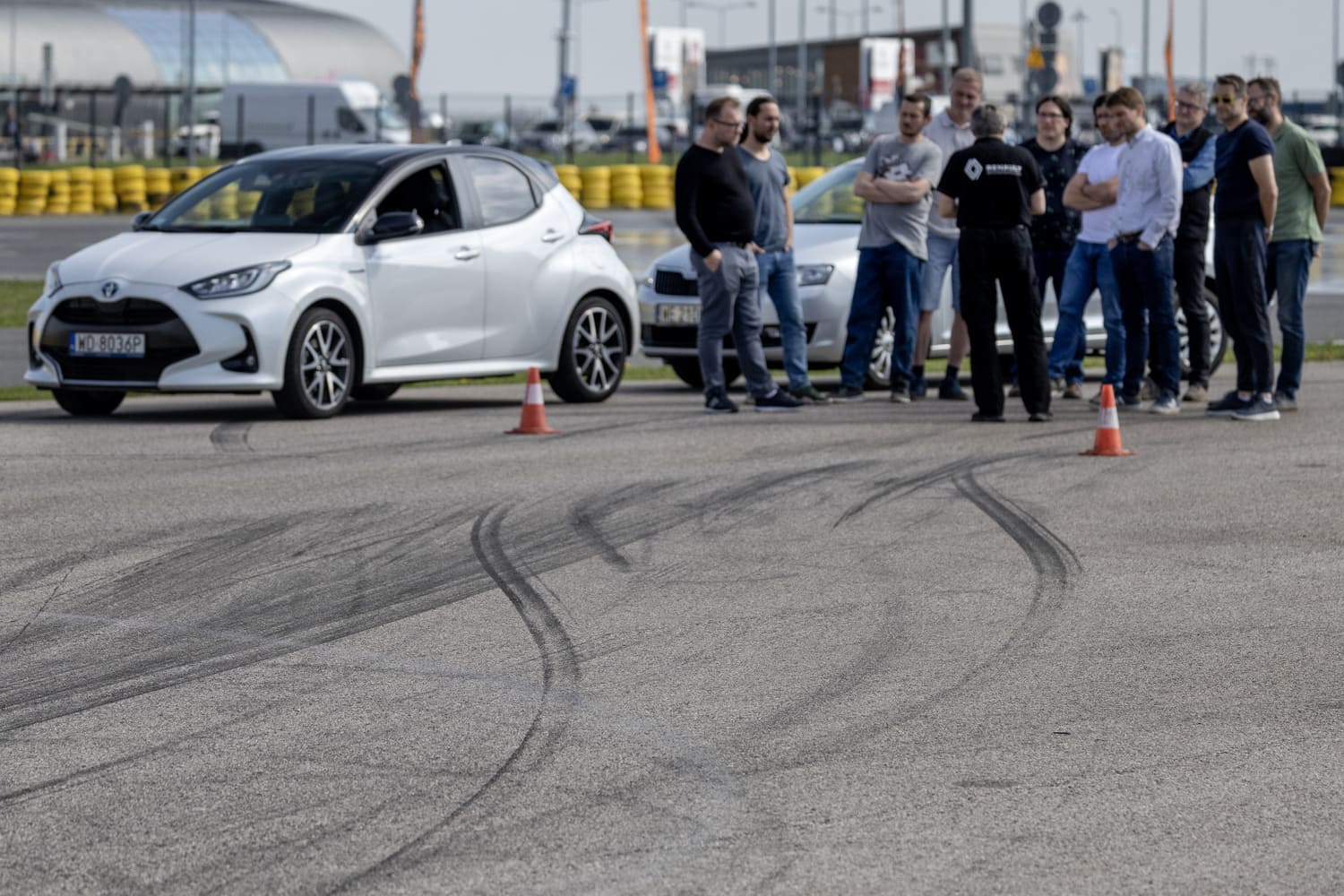 szkolenie jazdy w poślizgu