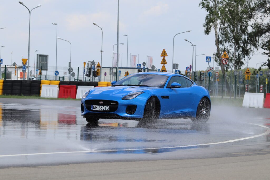 Bezpieczny Kierowca Doskonalenie Techniki Jazdy