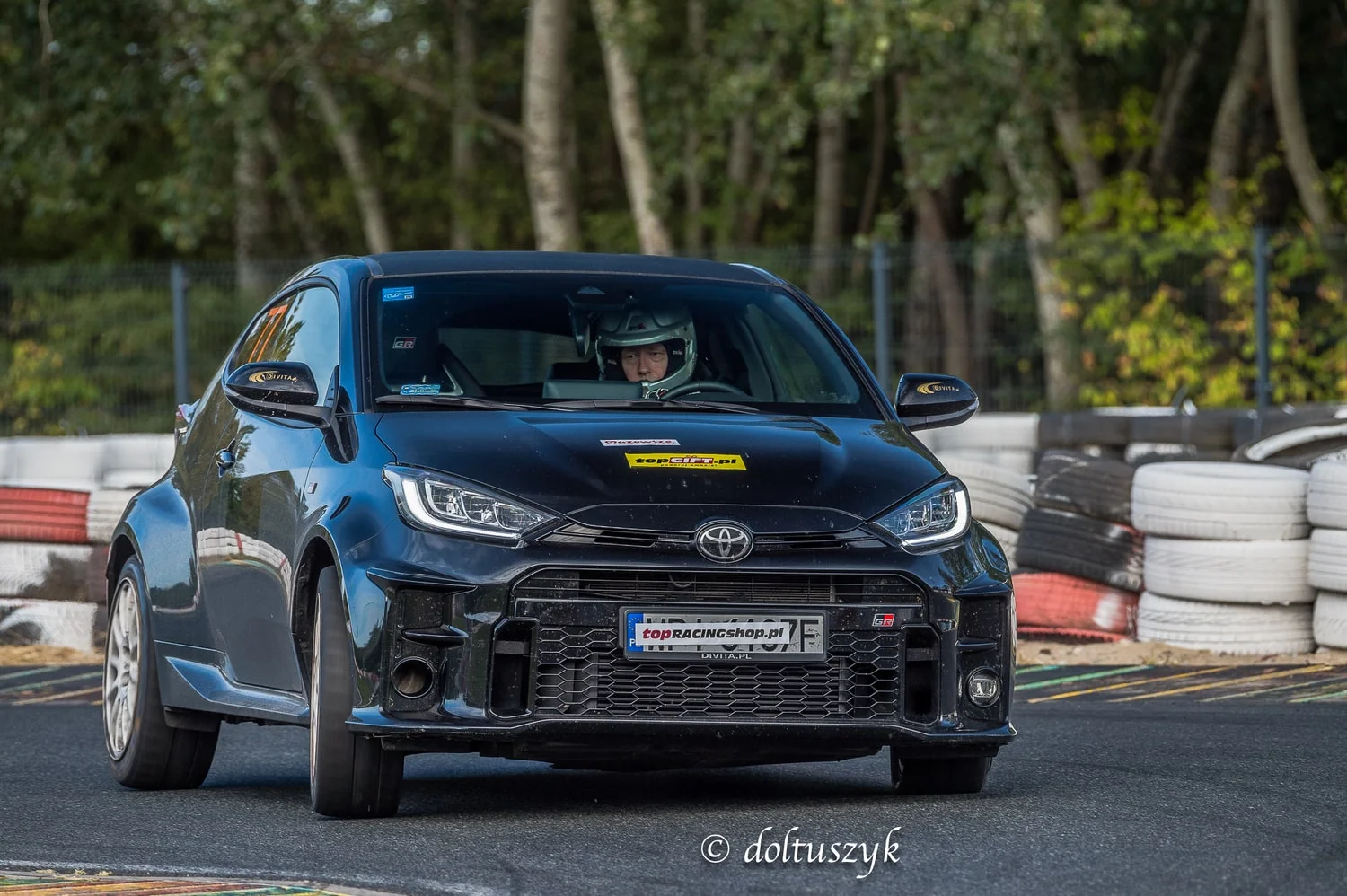 track-days-samochodowy-2-min.jpg Voucher na Track day samochodowy