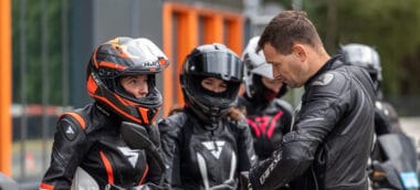 Szkolenie Bezpieczna Motocyklistka – Moto Ona